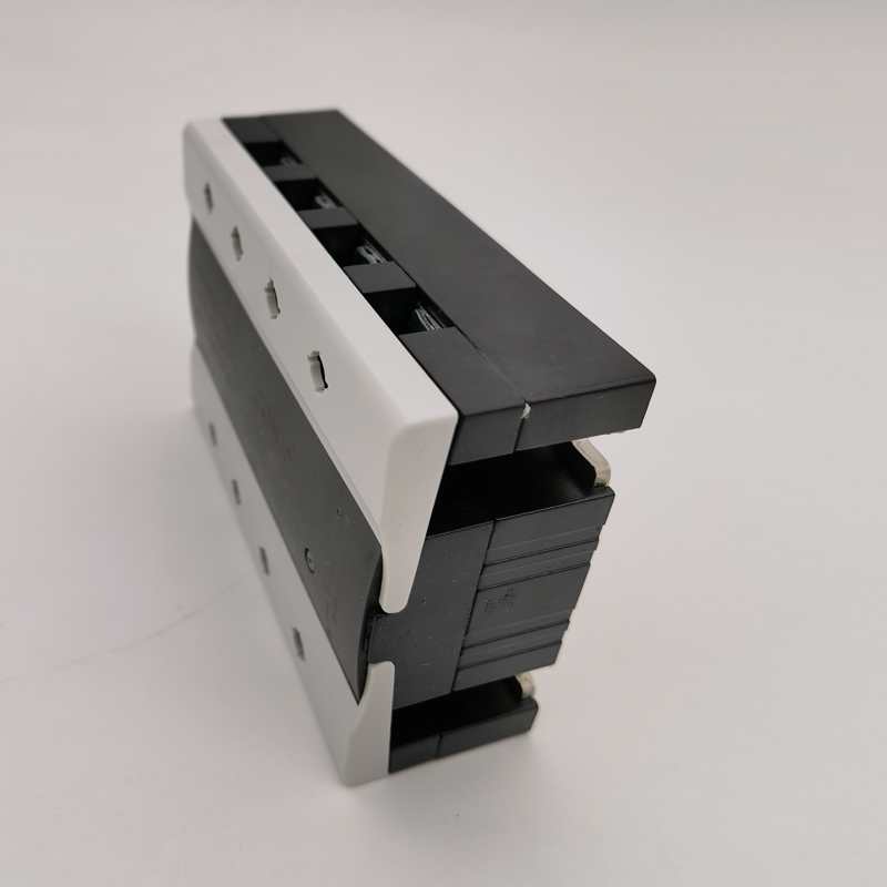 三相固態(tài)繼電器SSR-TR3-AD25A 40A 60A 80A 100A 120A 200A(圖2) 三相固態(tài)繼電器SSR-TR3-AD25A 40A 60A 80A 100A 120A 200A(圖2)