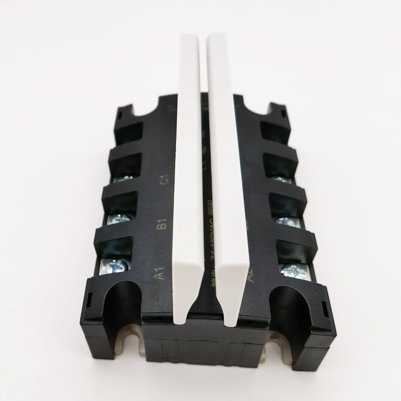 三相固態(tài)繼電器SSR-TR3-AD25A 40A 60A 80A 100A 120A 200A(圖3) 三相固態(tài)繼電器SSR-TR3-AD25A 40A 60A 80A 100A 120A 200A(圖3)